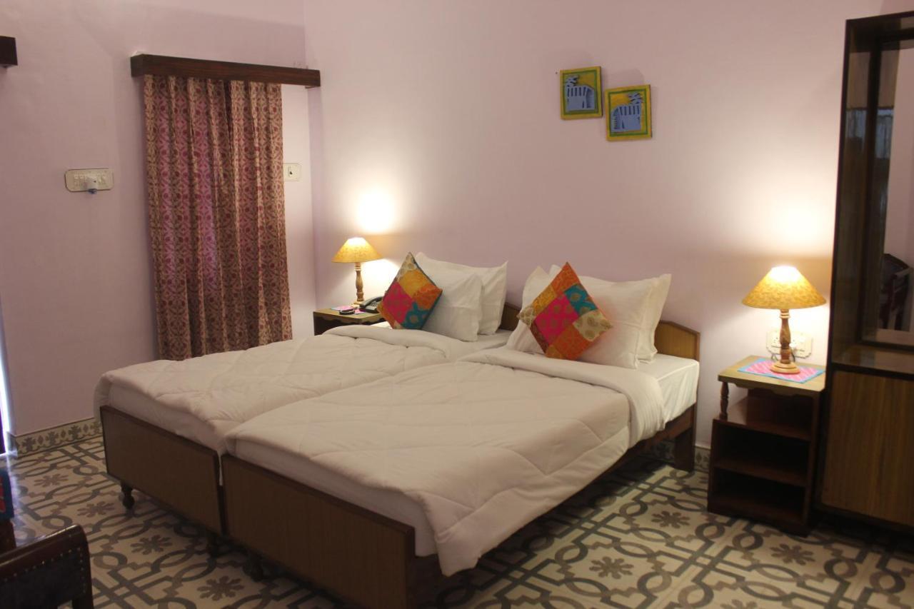 Sankhu Niwas Hotel Bikaner Ngoại thất bức ảnh